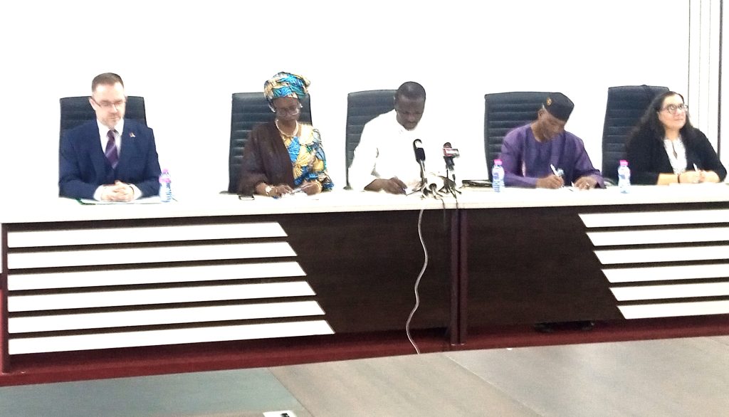 TABLE-DE-SEANCE-1024x586 Coopération : Les efforts conjoints de l’UNICEF et BMZ au cœur d’une Conférence de presse