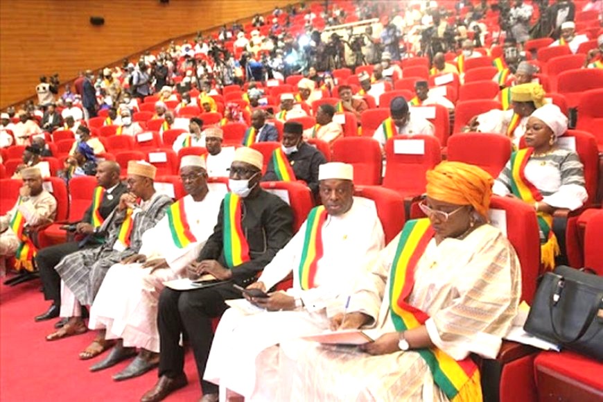 CNT-MALI-3 Mali : Le Général d’Armée Assimi Goita devient Président de la République avec un mandat de 5 ans renouvelable autant de fois que nécessaire