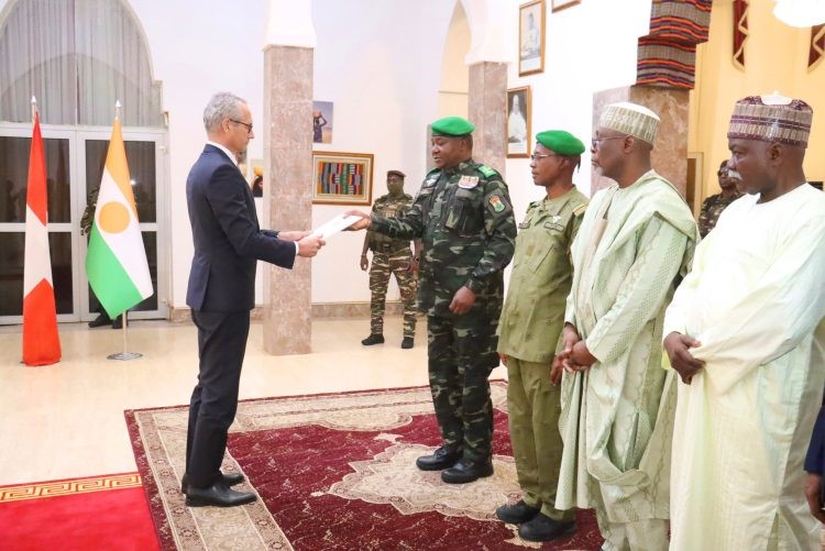 Suisse-scaled-1 Diplomatie : Le Niger accueille 6 nouveaux Ambassadeurs