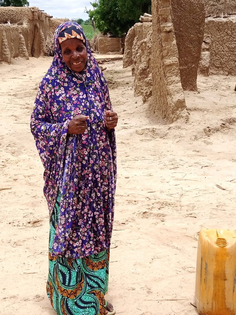 DEPLACEE-768x1024 Partenariat Niger-UNICEF : Des interventions WASH qui soulagent les populations dans la région de Maradi